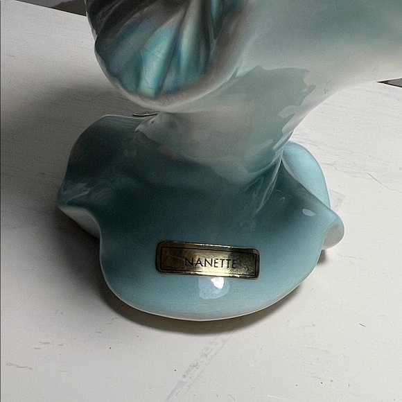 Vintage Porcelain Figurine, Fancy Lady w/ Earrings, Joseph Original, Japan, 5.5” - Picture 6 of 7